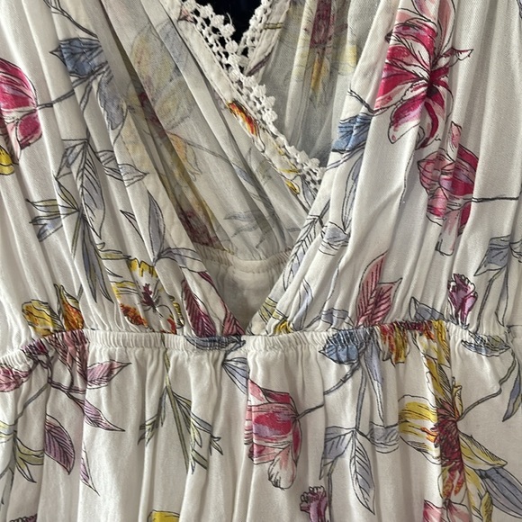 🏝️ >L.A. HEARTS> Small Shorts Romper. Great as a beach cover-up! - Picture 5 of 8